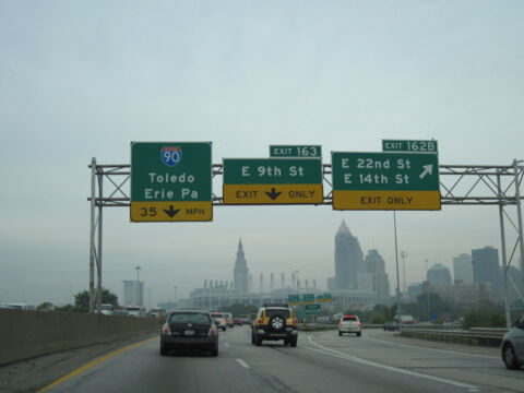 I-77 north at I-90 and E 14th/22nd Streets