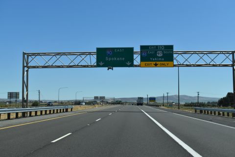 US 97 turns south alongside I-82 from I-90 to Yakima, WA