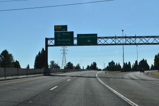 I-105 east ends while OR 126 continues into Springfield
