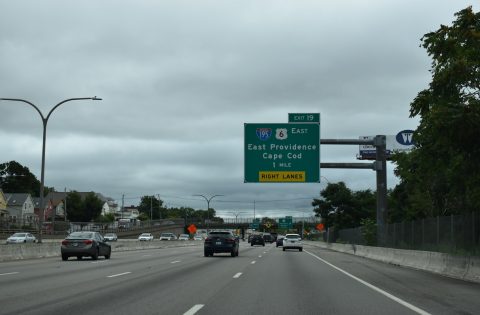 I-95 north at I-195/US 6 - Providence, RI
