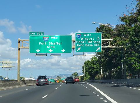 I-H1 (Lunalilo Frwy) west at I-H201 (Moanalua Fwy)