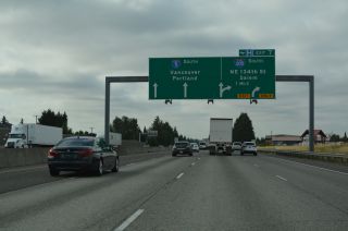 One mile ahead of the split with I-205 on I-5 south at Mt. Vista, WA