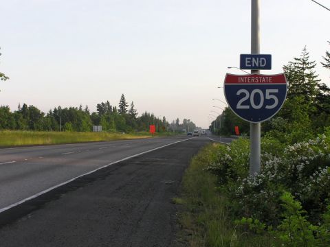 Removed end shield for Interstate 205 north