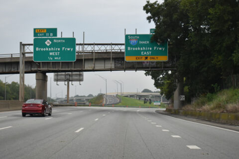 Exit 11 A departs I-77/US 21 north for I-277/NC 16 east in Charlotte, NC