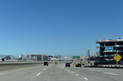 Interstate 280 north ends in one quarter mile