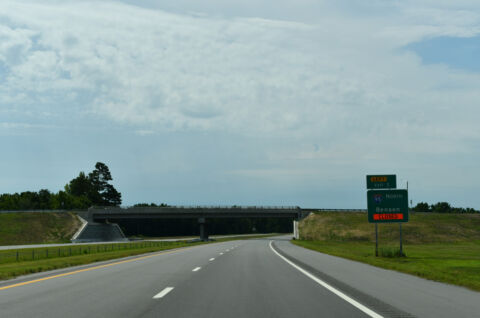 One mile ahead of I-95 on I-295 south at Leeper Road.