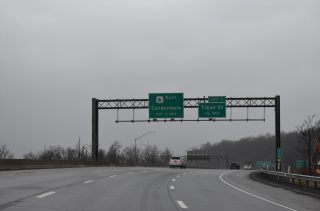 I-380/84 north at I-81/US 6 - Dunmore, PA