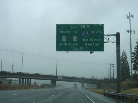 I-5 north a half mile ahead of I-405/SR 525 in 2006