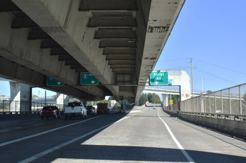 I-405 north ends with two lanes joining I-5 north beyond the spur to Kerby Ave