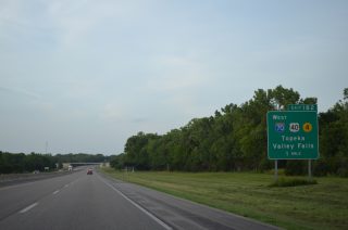 I-470/Kansas Tpk east at I-70/US 40/K-4 - Topeka, KS