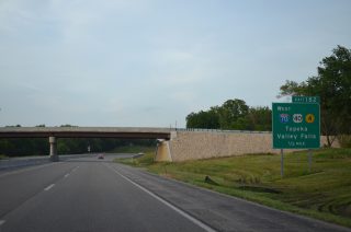 I-470/Kansas Tpk east at I-70/US 40/K-4 - Topeka, KS