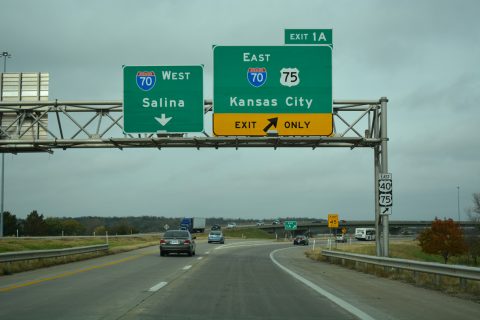 I-470/US 75 west at I-70/US 40/K-4 - Topeka, KS