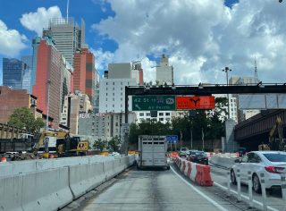 NY 495 east at Dyer Av - New York