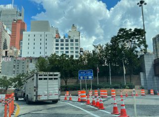 NY 495 east at Dyer Av - New York