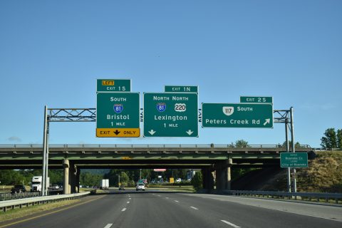 I-581/US 220 north at SR 117 - Roanoke, VA