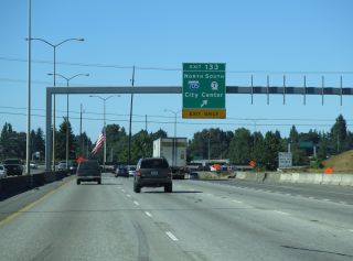 I-5 north at I-705/SR 7 in Tacoma, Washington in 2015