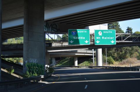 I-705 ends as traffic separates for I-5 north and SR 7 south in Tacoma, WA